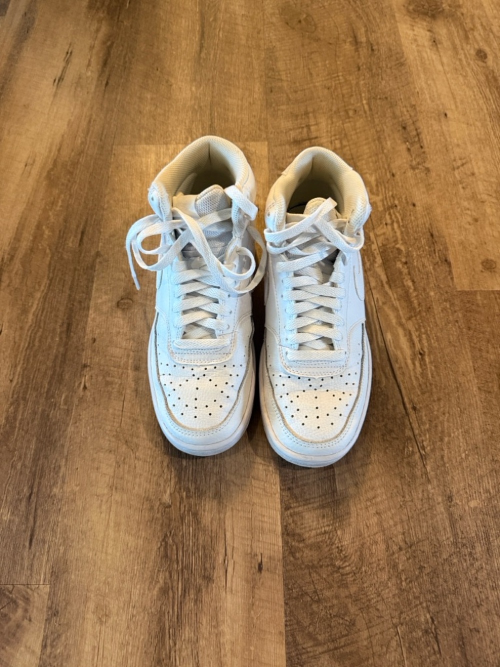 Nike Sneaker Bundle Women’s 7 Youth 7 White Air Force Style Black White Low Tops